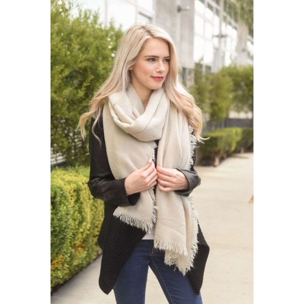 🆕GREIGE Scarves