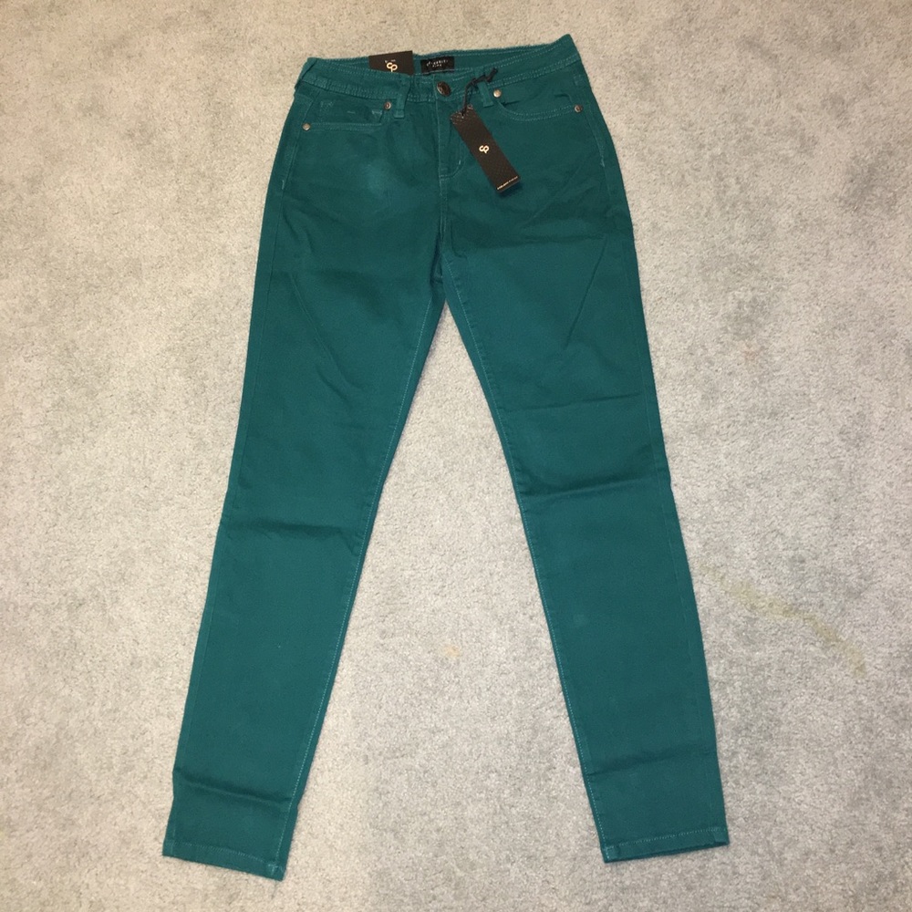 Celebrity Pink Dare You skinny jeans Sz 5/27