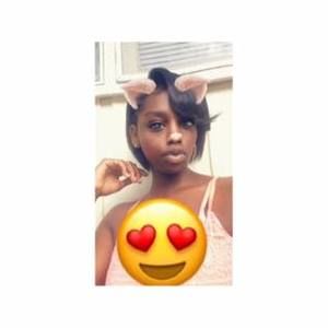 Meet your Posher, Miaa