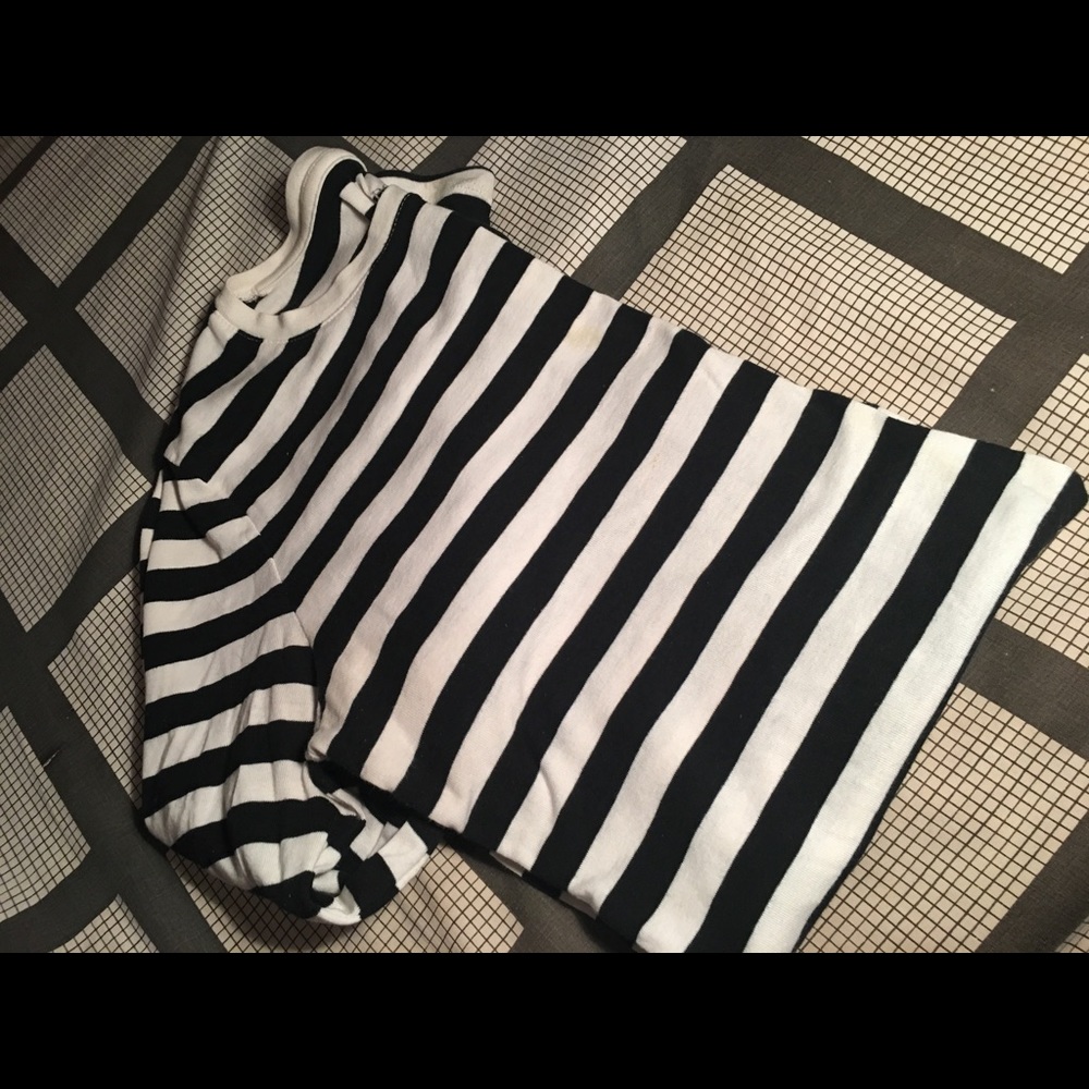 Black and white Stripped long sleeve top