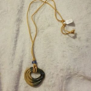 Clay necklace NWT