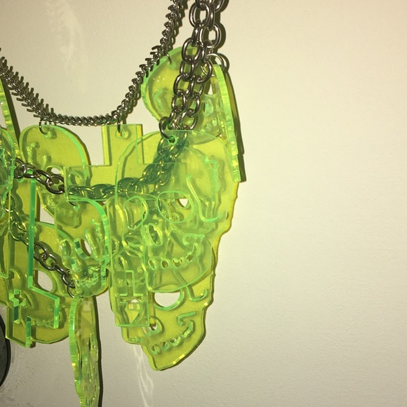 Custom Heartless Revival skull & cross necklace - Picture 6 of 8