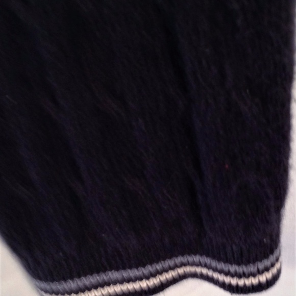 Gap Extra Small Black Pullover Sweater - Picture 5 of 8