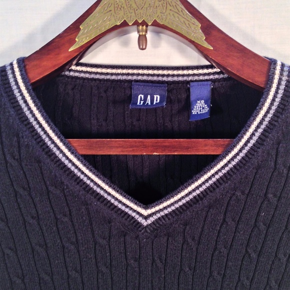 Gap Extra Small Black Pullover Sweater - Picture 3 of 8