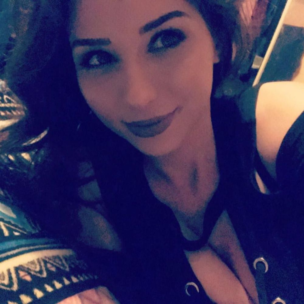 Meet your Posher, Ninah