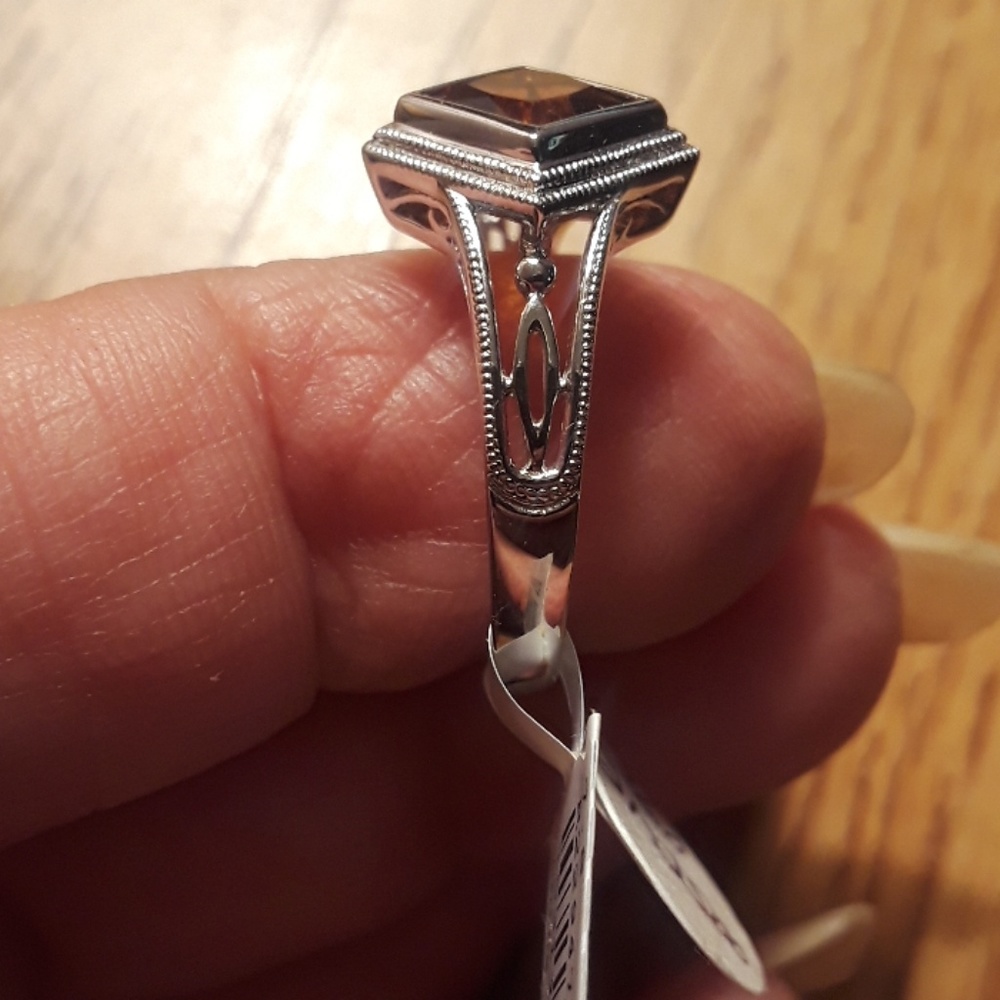 Madeira Citrine Ring - Picture 2 of 3