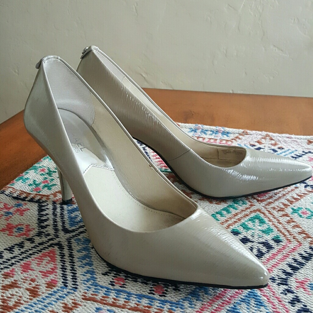 Michael Kors Pumps