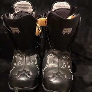 Snowboard Boots 8.5