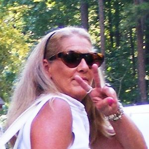 Meet your Posher, Marsha