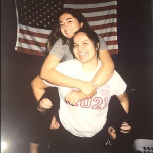 Meet your Posher, Vania