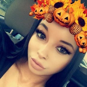 Meet your Posher, Taryn