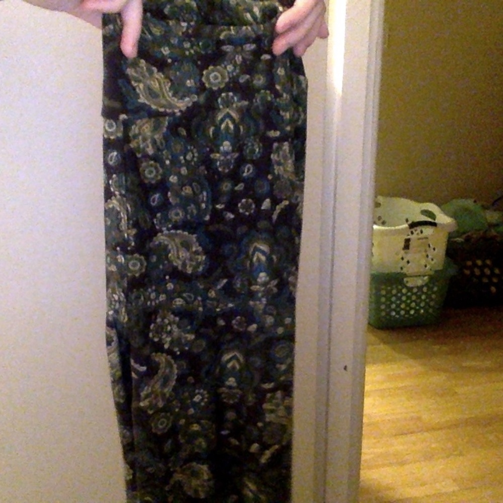 Great pattern OS Lularoe legging