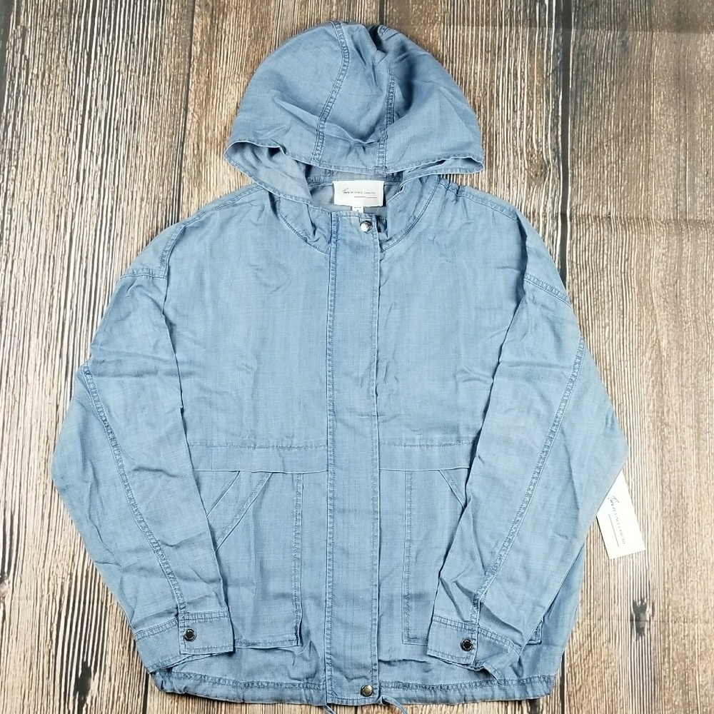 *NWT* Two by Vince Camuto hooded jacket