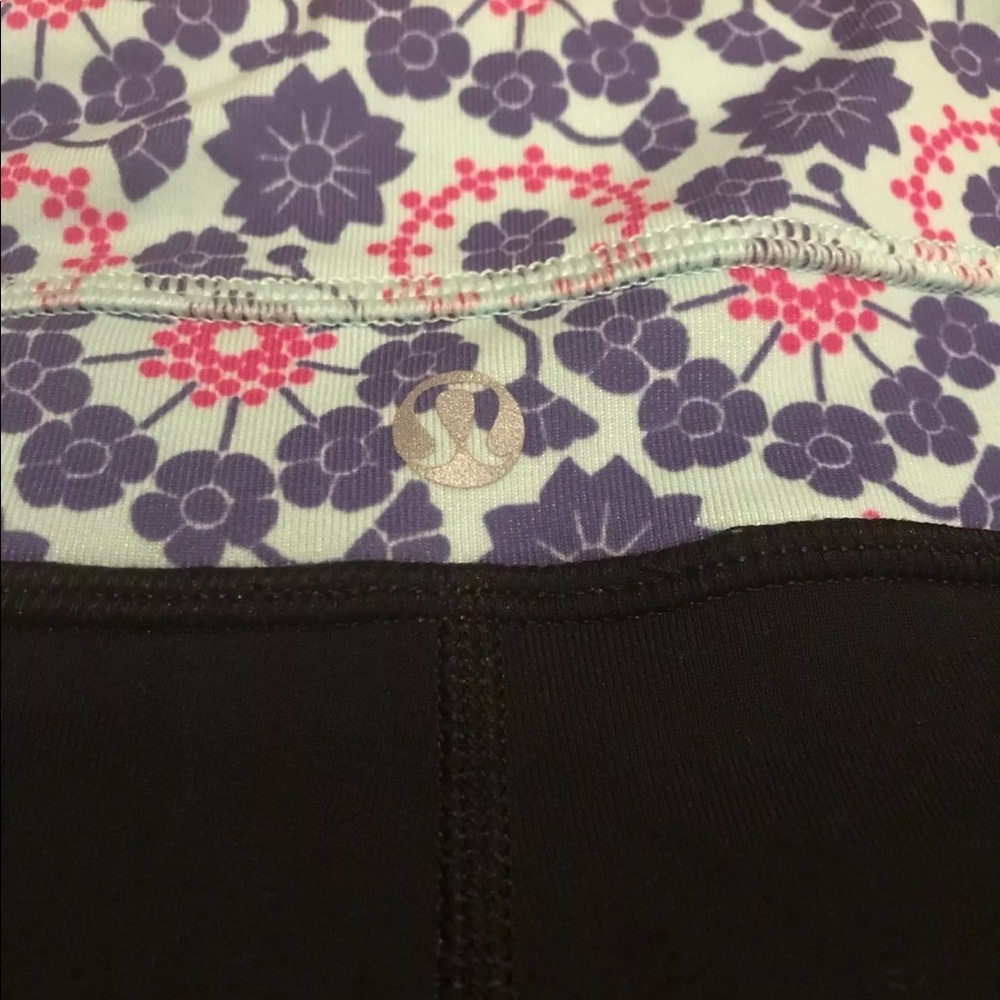 SOLD Lululemon Size 4 Groove Short