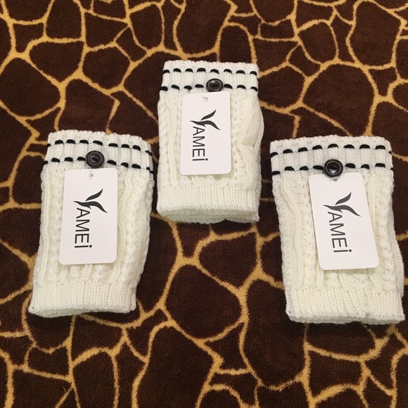 🔸3/$21🔸single button boot toppers - Picture 1 of 3