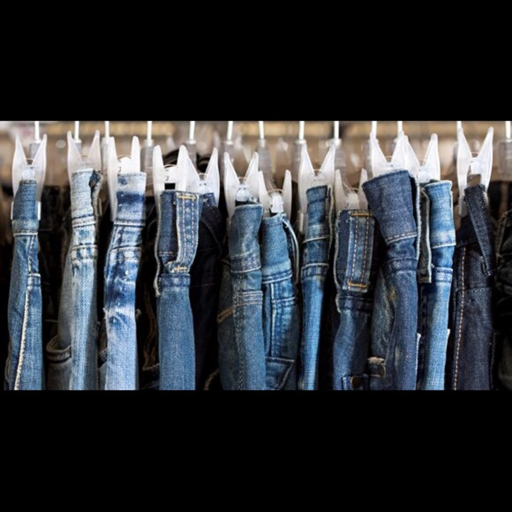 HUGE denim bundle (5 PAIRS) HOLLISTER AND RSQ