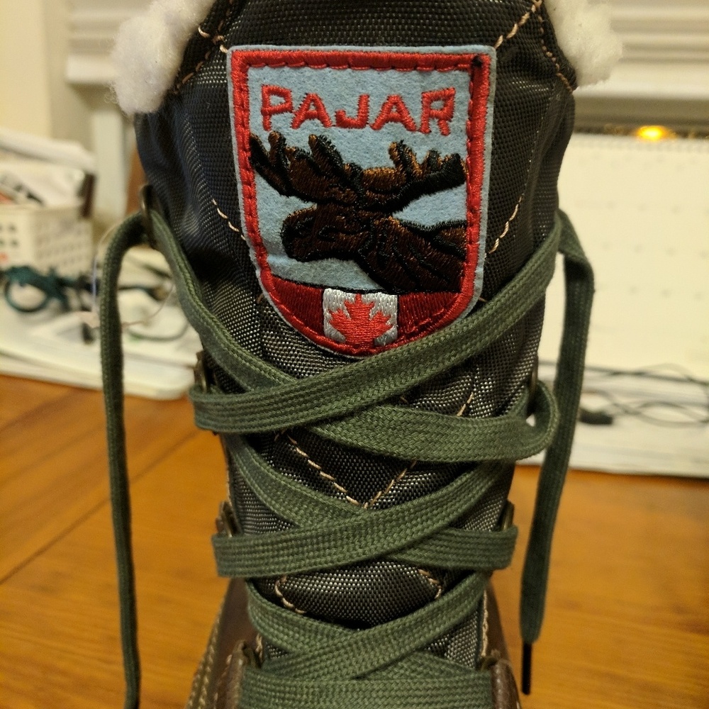 BLACK FRIDAY SALE PAJAR WINTER BOOTS  SIZE 9 MENS