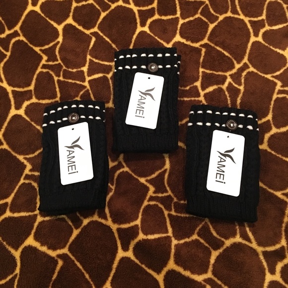 🔸3/$21🔸single button boot topper - Picture 1 of 3