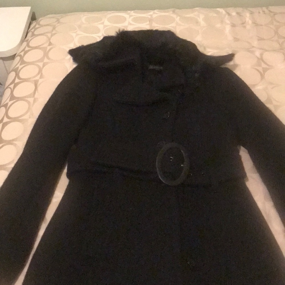 Bebe women’s fur collar coat