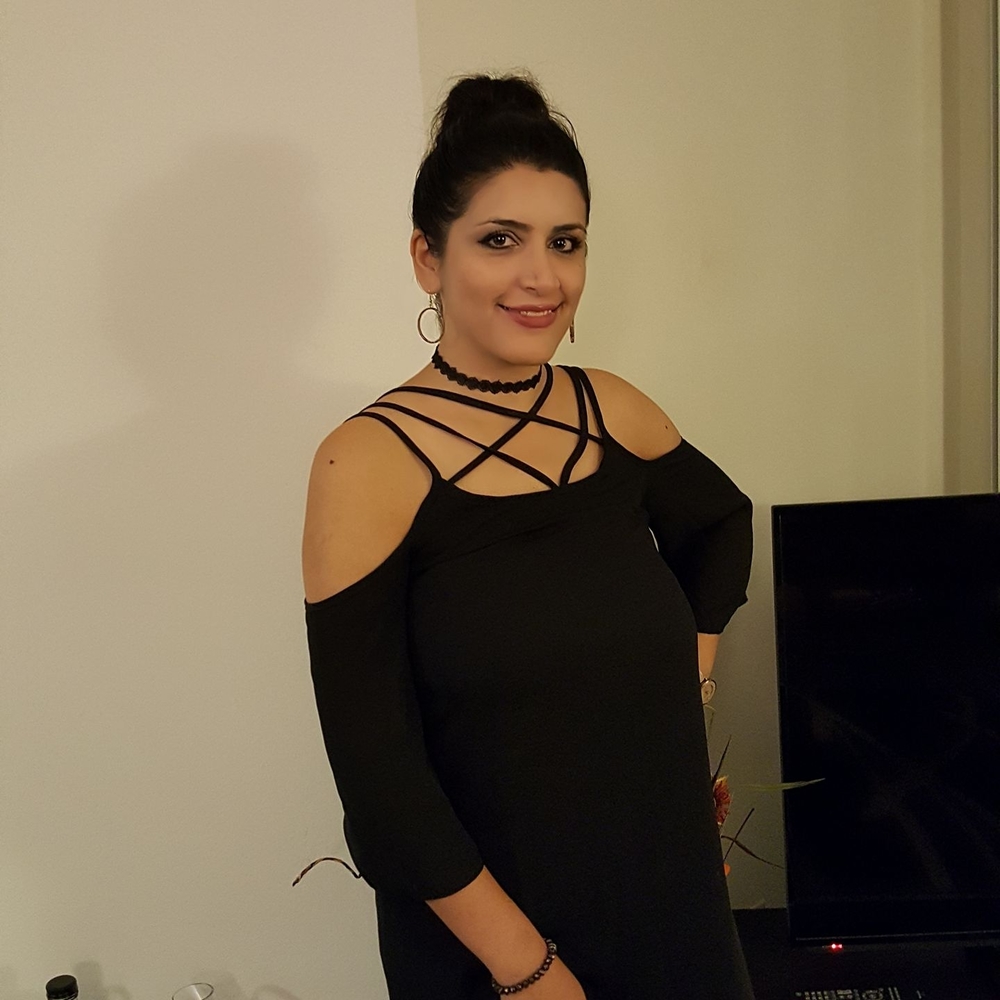 Meet your Posher, Mina