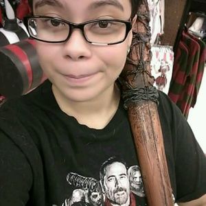 Meet your Posher, Yasmaryn