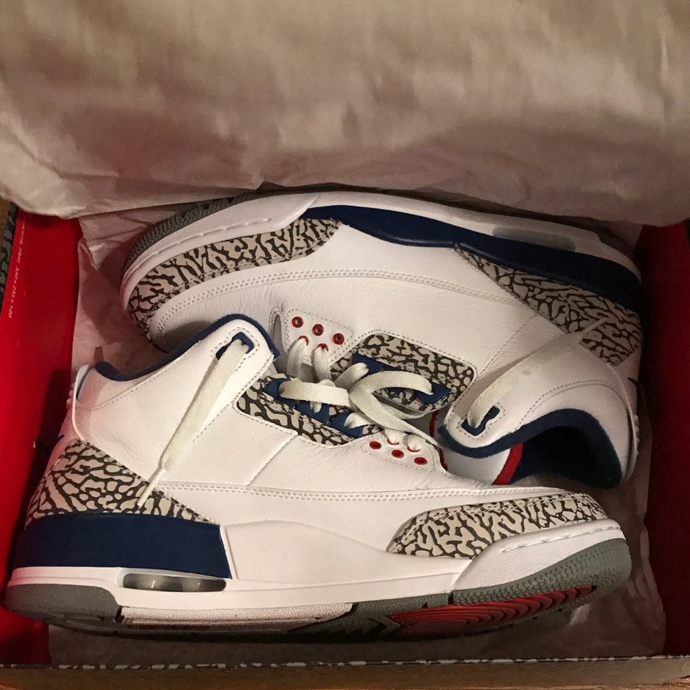 Jordan Retro 3s (True Blue)