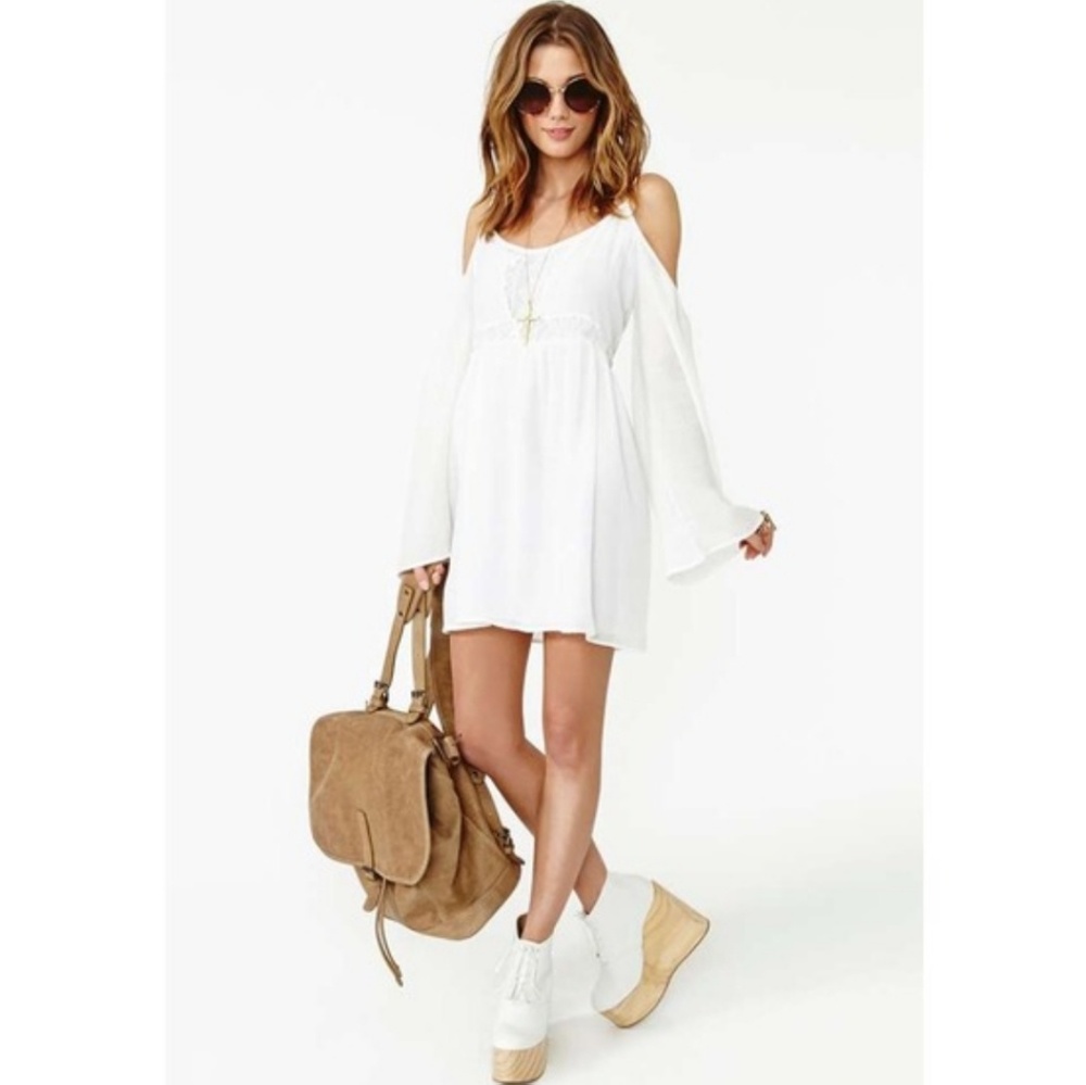 White Boho Cold Shoulder Bell Sleeve Dress