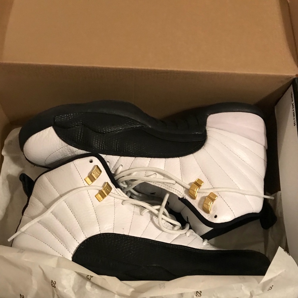Jordan Retro 12s (Taxis)