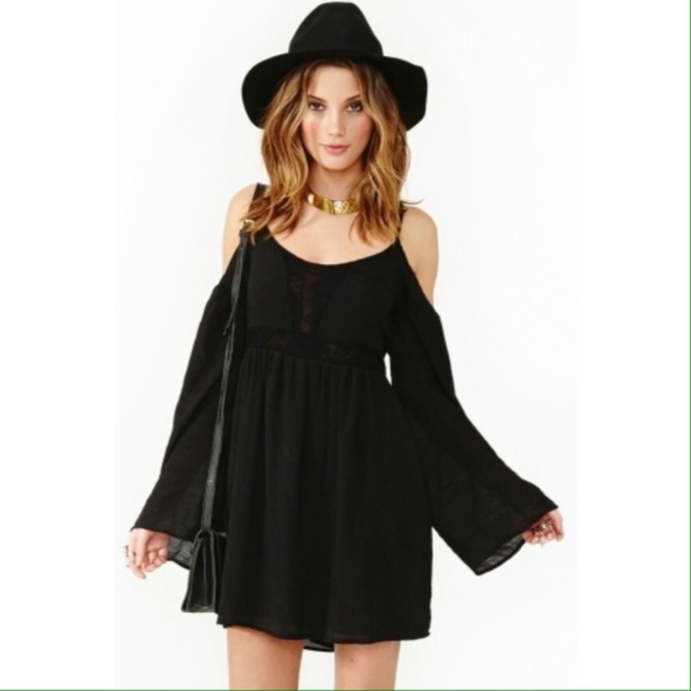 Black Boho Cold Shoulder Bell Sleeves Dress