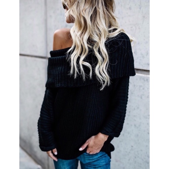 Oversized black off the shoulder sweater Outlet