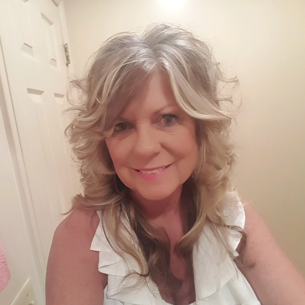 Meet your Posher, Teresa