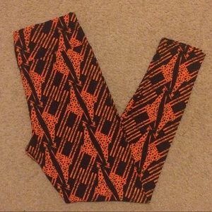 LuLaRoe TC Giraffe Leggings