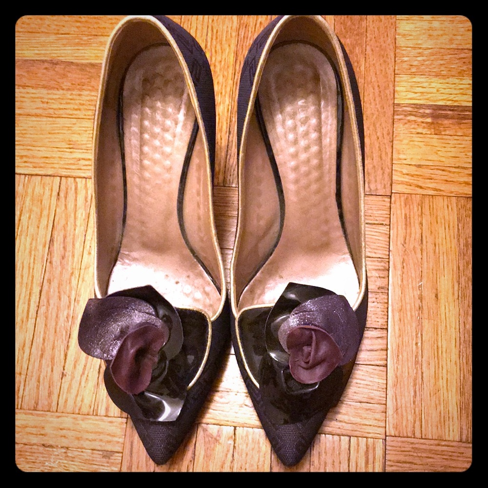 Authentic Versace Pump