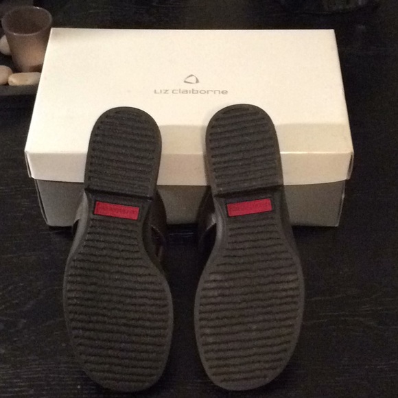 Liz Claiborne sandals brown size 6 m - Picture 2 of 4