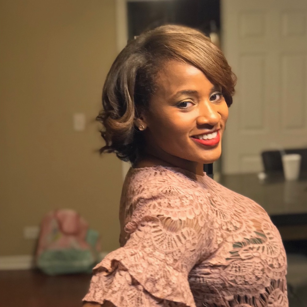 Meet your Posher, Shamika