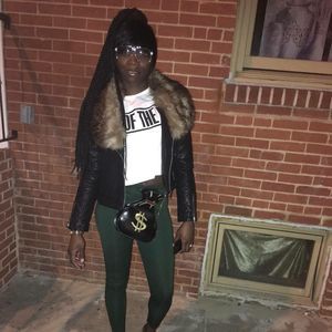 Meet your Posher, Ayo