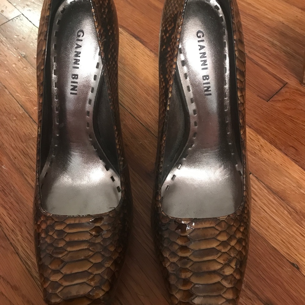 Beautiful Brown Work Heels