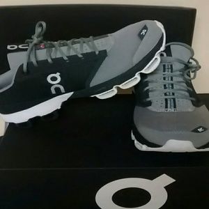 Women's 'ON' brand!