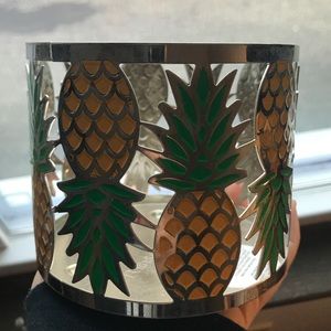 Candle holder
