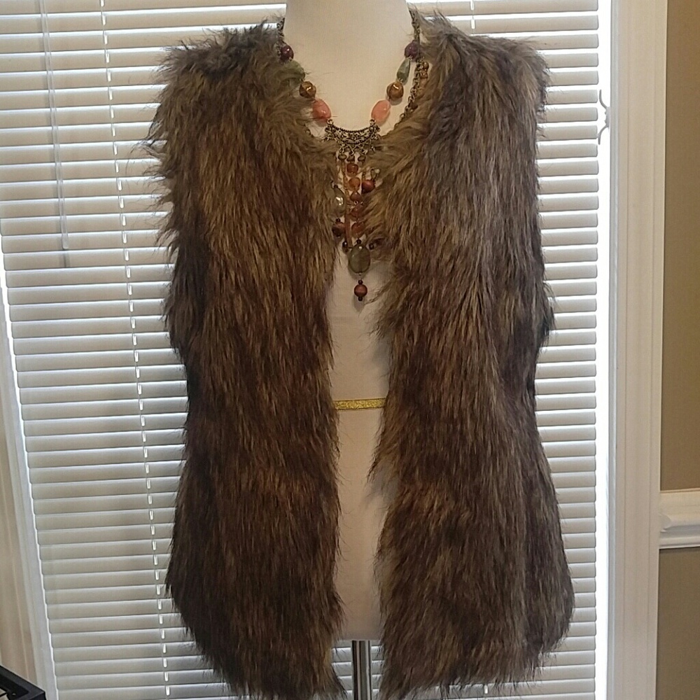 ✨Sale✨Faux Fur Vest