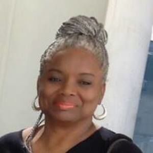 Meet your Posher, Averyl