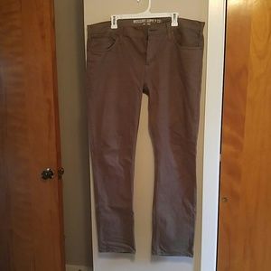 Men's Brown Slim Fit Jeans *Needs fly button