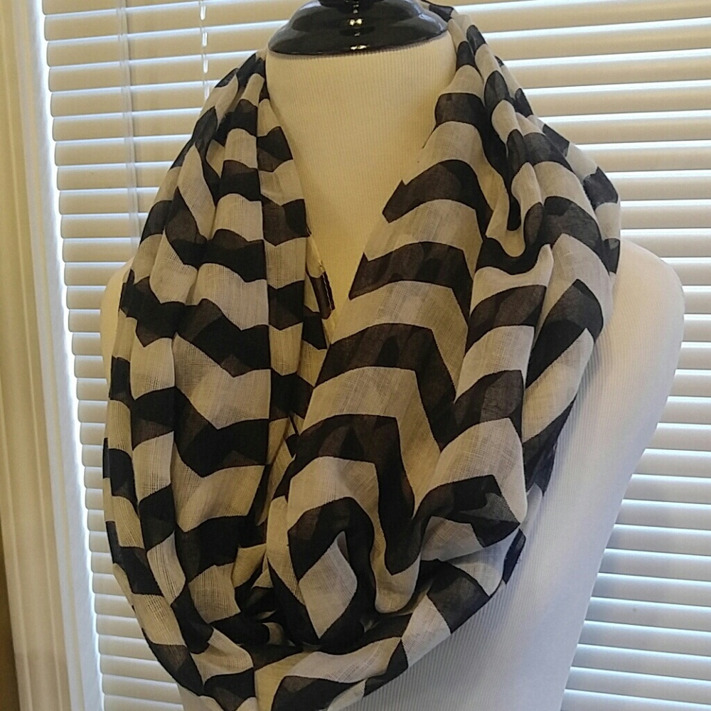 Stripe Infinity Scarf