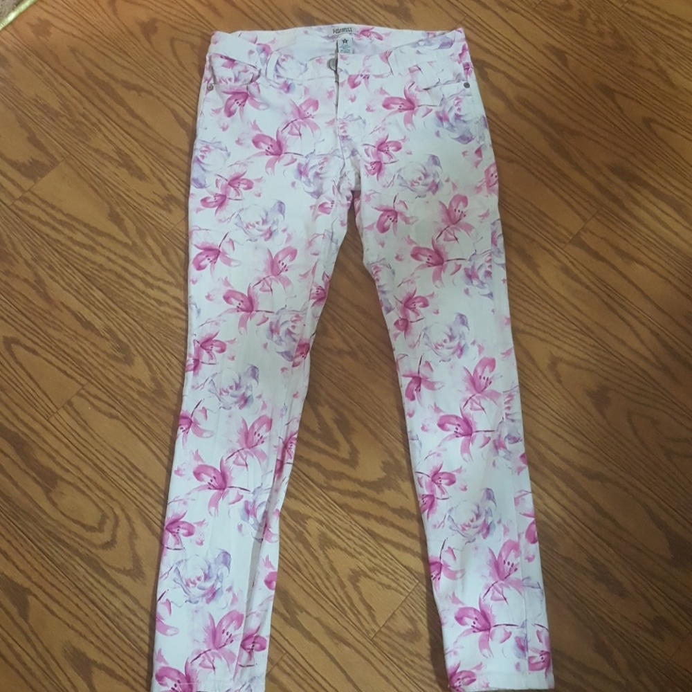 FLORAL SKINNY LEGS CELEBRITY PINK JEANS 😍😍