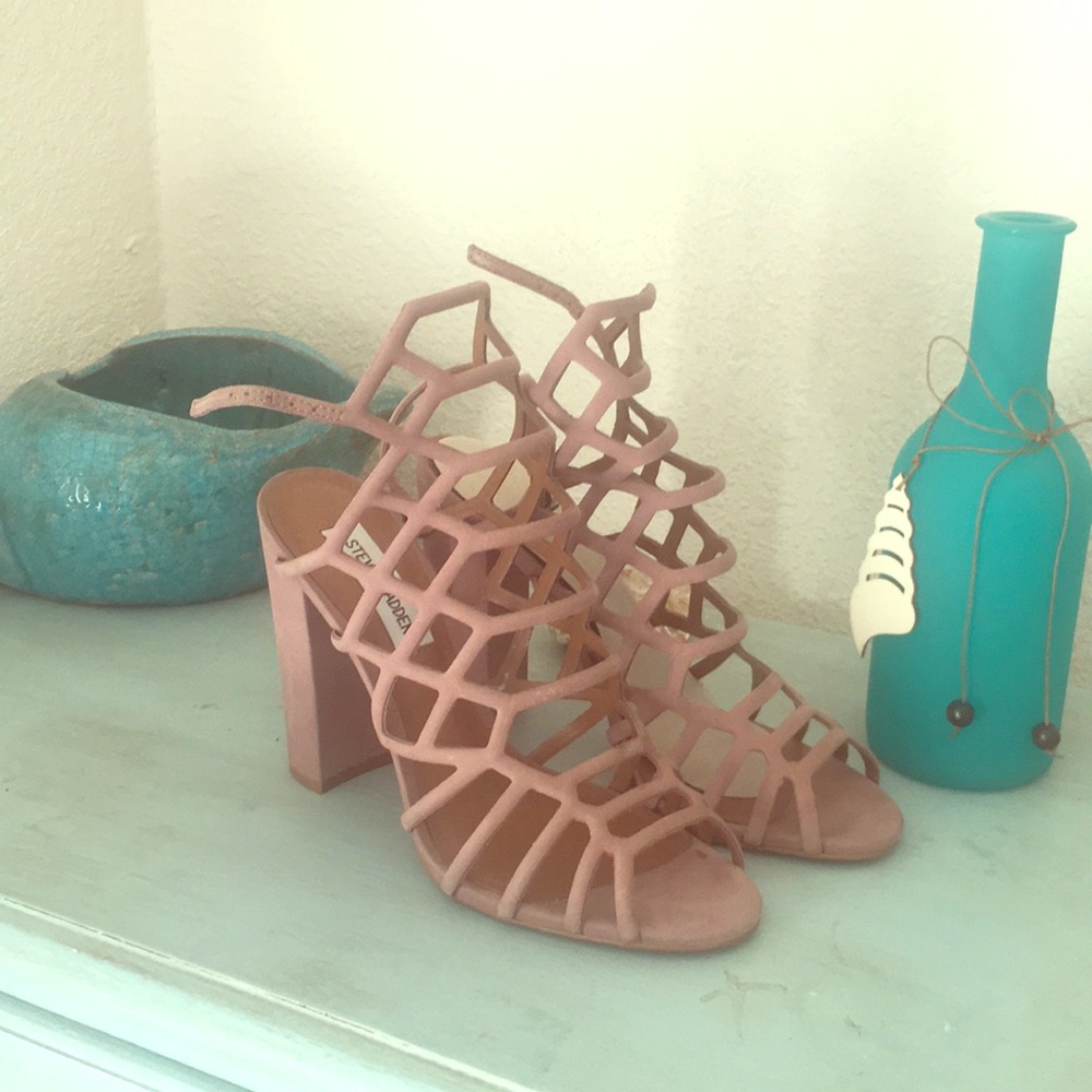 Steve Madden Caged Strappy Rose Block Heel