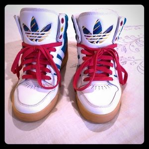 Adidas original women’s  sneakers💥🔥