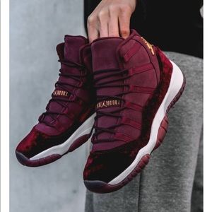 Meet your Posher, Ananda