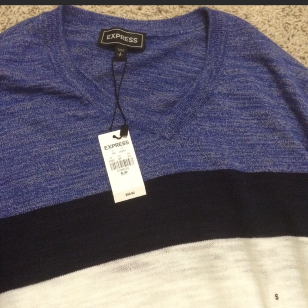Mens express light sweater brandnew with tag
