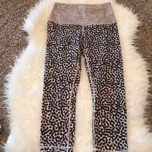 Lululemon yoga pants