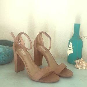 One strap brown/nude block heels